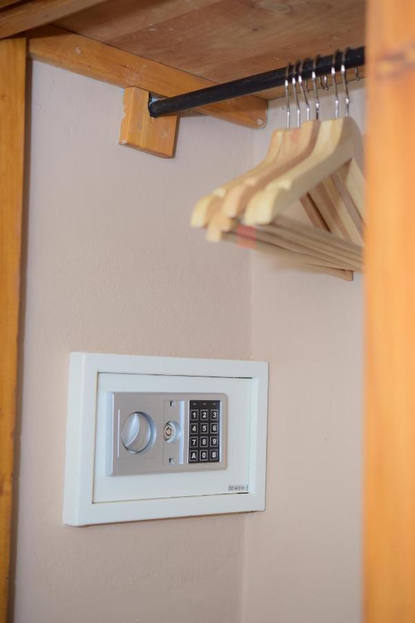 Botanika Hotel Bujumbura Ngoại thất bức ảnh