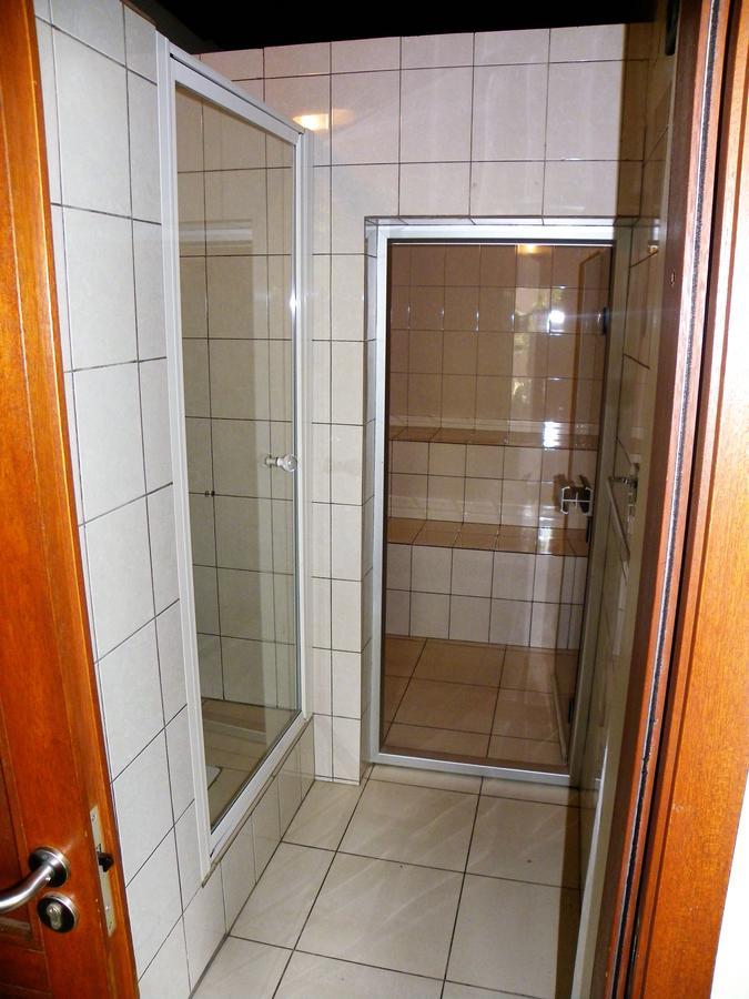 Botanika Hotel Bujumbura Ngoại thất bức ảnh